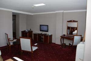 White House Hotel