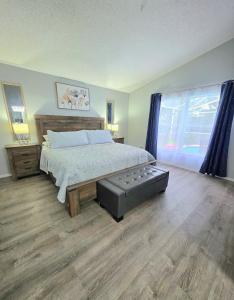 4BR King Beds 12 Guest Disney Game Rm Heated Pool