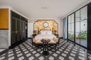 Vidanang Luxury Indochine Villas - 5 Bedrooms - Pool- Jacuzzi - Sauna - Karaoke