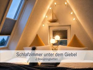 Ferienwohnung KIEK RUT - Gartenstrand, Wallbox & Sauna, alles für die Familie, zusätzlicher Loft in Harlesiel