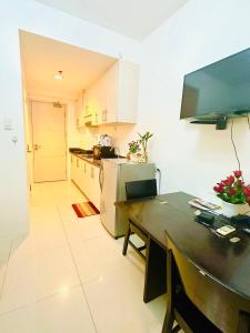 Sea Residences C&D by Paul