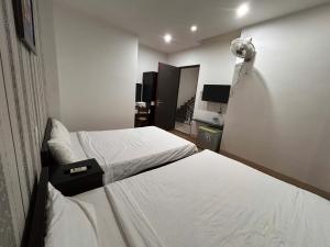 Phuong Thao Hotel - Near My Khe Beach - 400m