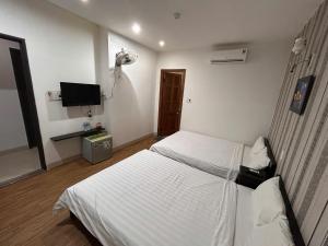 Phuong Thao Hotel - Near My Khe Beach - 400m