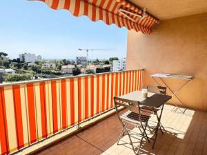 2 pièces Cosy, terrasse, piscine, 8 min à pied des plages