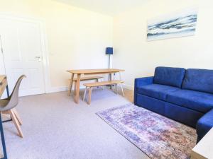 Spacious new 2-Bed - Walk to Station - Fast Wi-Fi