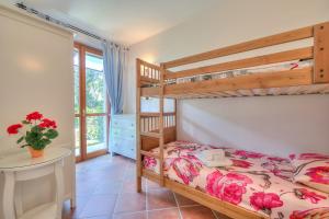 Borgo Belvedere-lake view & shared pool - Happy Rentals