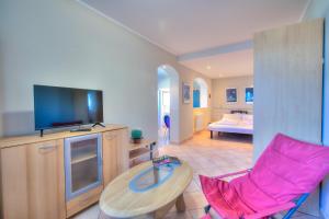 Villa Paradis View With Private Pool - Happy Rentals