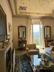 Frescoed Villa On Hills Near Cinque Terre