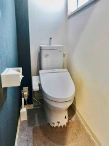 Spacious home right at the entrance to Tsuruhashi Shopping Street