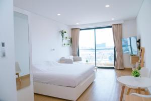 Condo cocooning - Rooftop & Gym