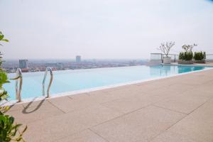 Condo cocooning - Rooftop & Gym