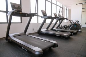 Condo cocooning - Rooftop & Gym