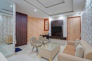 FabHotel The Red Carpet Rooms