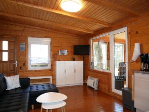 Ferienhaus Ostsee- Strandkoerbchen- Achterwasser