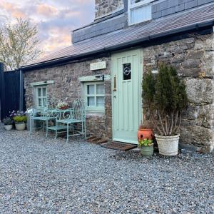 The Old Feed Store & The Hayloft