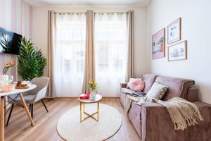 Prague Days - Studios with Loft bed in Top location