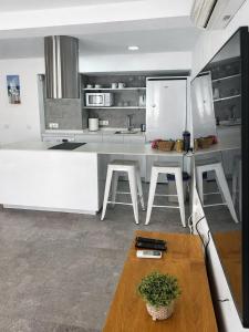 Tres Carabelas con Wifi y Netflix