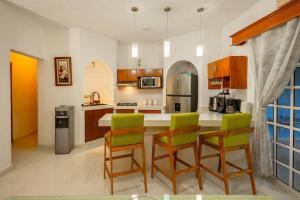 Casa Amplia, 4 Hab con Alberca, Gym y Terraza