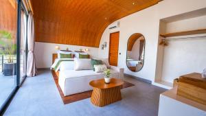 K Club Cemagi Villa 5
