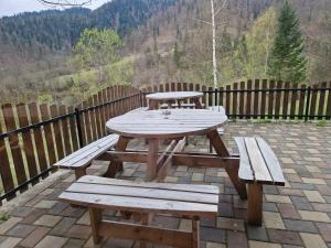 Deer Chalet