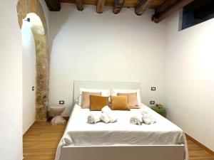 Historic Arch Loft - Vista Porto - Nel cuore autentico di Cagliari