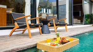 K Club Cemagi Villa 8