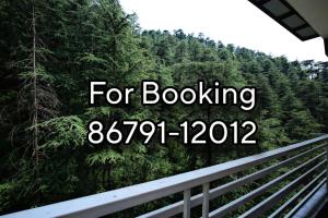 Decent Stays BnB in city Centre - 3BHK apartments - PRIVATE PARKING - BALCONY VIEW