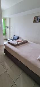 Springlake Apartemen 2BR-Sumarecon-Bekasi, By Bu Johan
