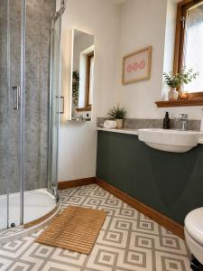 West Sands Coastal Home for Golfers & Families