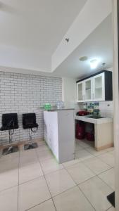 Springlake Apartemen 2BR-Sumarecon-Bekasi, By Bu Johan