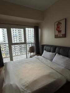 Comfortable 3 BR Seaview Next to Okada Casino Manila Airports MOA