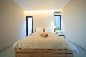 3 Bedrooms Canvas Villa Uluwatu