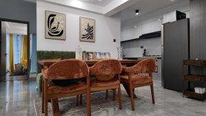Luxury 2-Bedroom at Polaris Residency