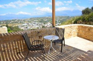 Hill Top Studios Pitsidia with Sea View