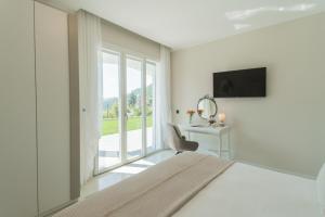 Villa Caterina - Lake View Terrace and Garden by RentComo