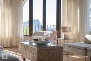 Villa Costa Azzurra by Abahana Villas