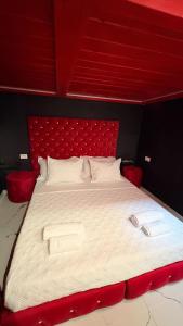 Romance Apartments