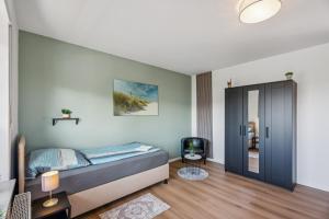 Relax24 - Hochwertiges 2-Schlafzimmer Apartment mit 4 Betten & Balkon