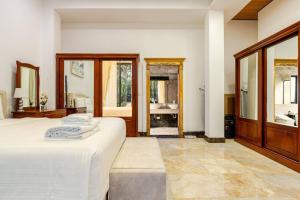 4BR Private Pool Villa NaiHarn