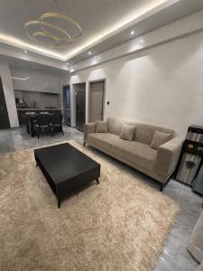 Blume Homes - Top floor One bedroom apartment in Kileleshwa