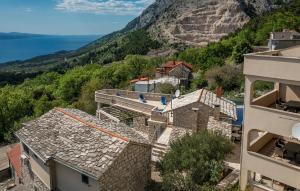 Cozy Apartment In Bast With Swimming Pool