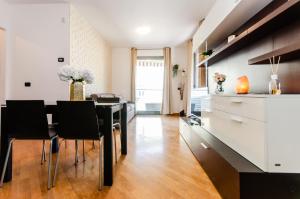 VivimiHome-Bicocca Comfort Stay with Garage