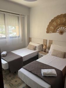 Atenas Solo Familias Serviplaya