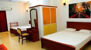 OYO 246 Roy Villa Beach Hotel