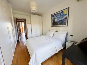 San Siro Flat - 9 min walk to Metro M5 and Stadium