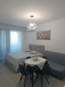 Letas Apartment Golem