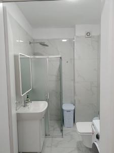 Letas Apartment Golem