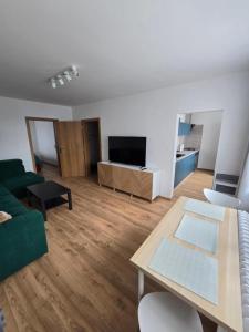 1BD at TATRA SUITES