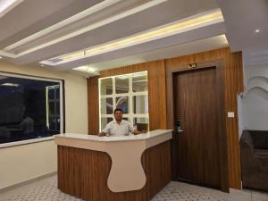 Hotel Gangotri Suites