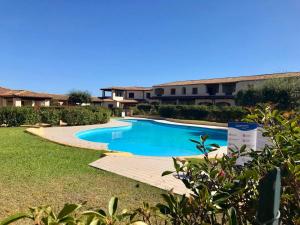 Domu Francesca - Villetta con Piscina